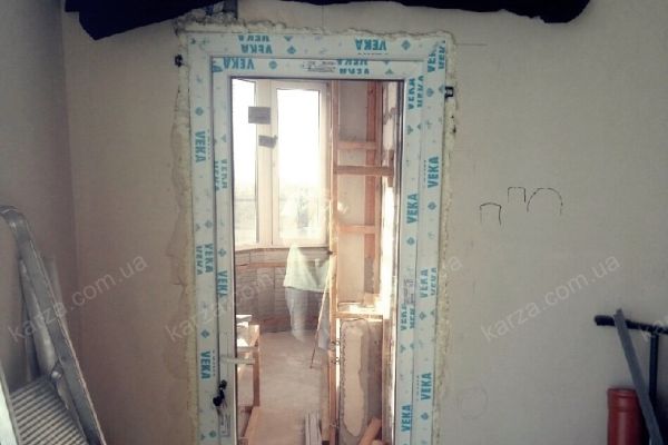 Двері міжкімнатні пластикові